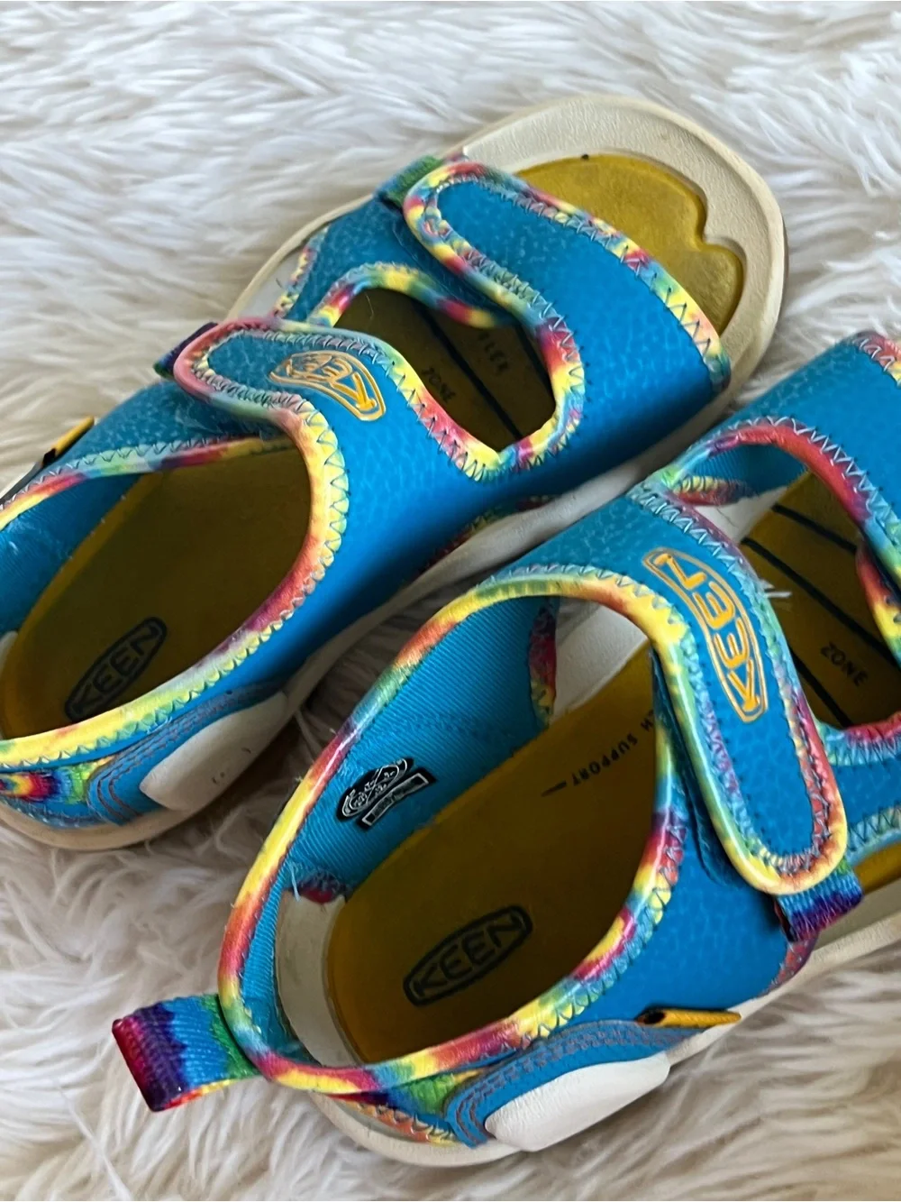 Keen both pairs